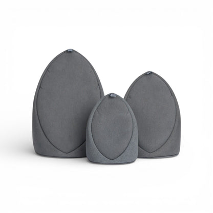 Displora Leaf Necklace Display