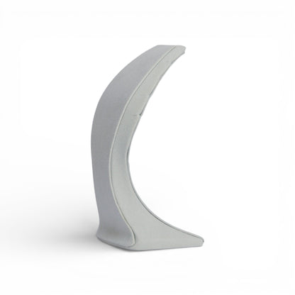 Displora Arc Necklace Display