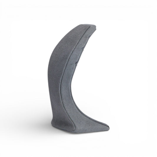 Displora Arc Necklace Display